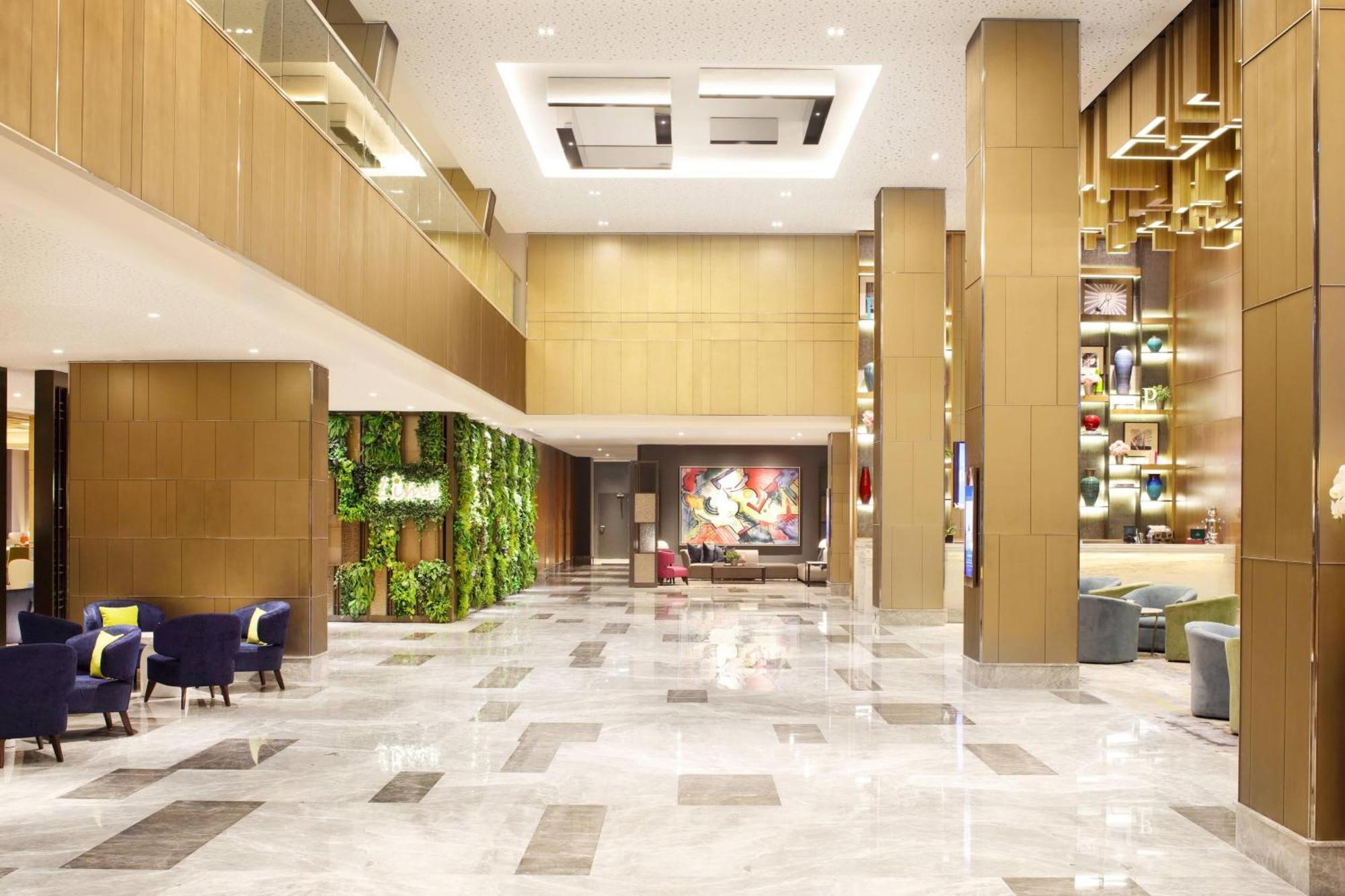 Four Points By Sheraton Surabaya, Tunjungan Plaza Exterior photo